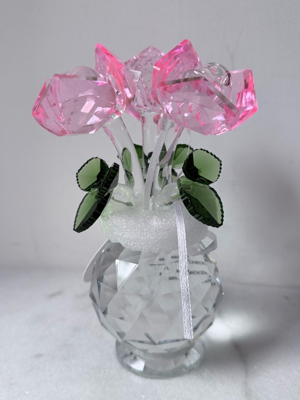 Crystal Pink Rose Bouquet Figurine with Green Leaves